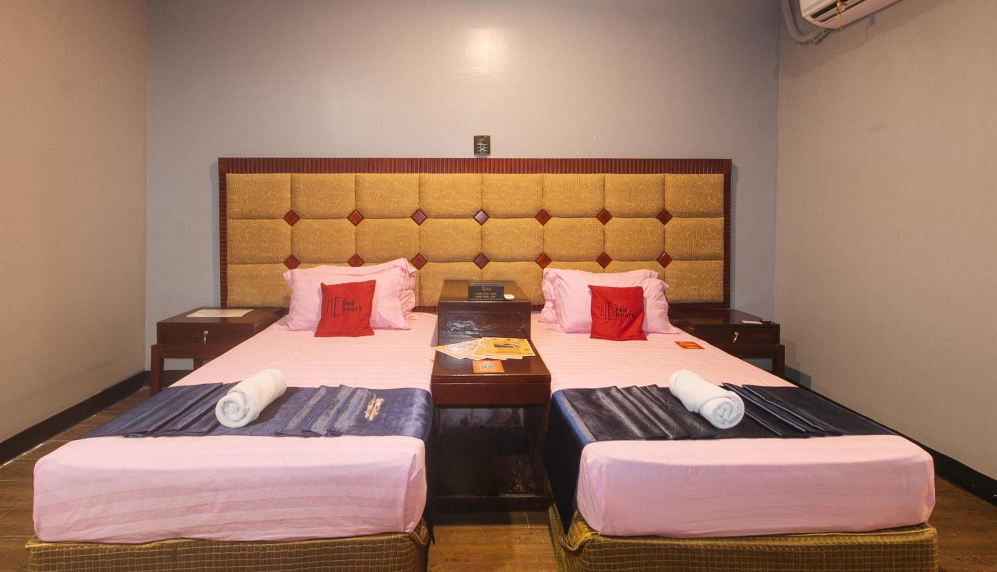 Reddoorz Premium At Jjimjbang Hotel Spa Manila Eksteriør billede